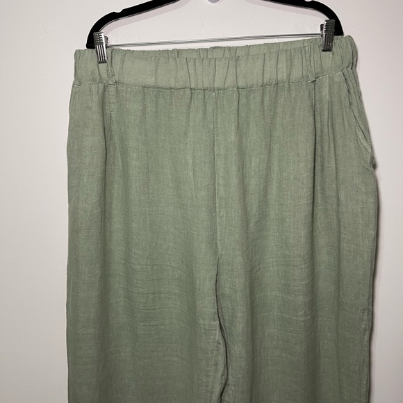 Lungo L’Arno Women’s Sage Green 100% linen wide leg pull on pants in 1X - Picture 2 of 7